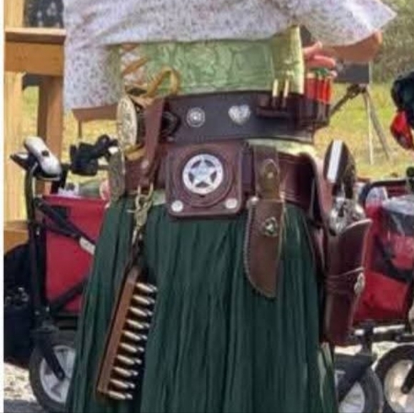 Posher Sherri AKA "KITTY" Meet The Posher - Picture 2 of 9